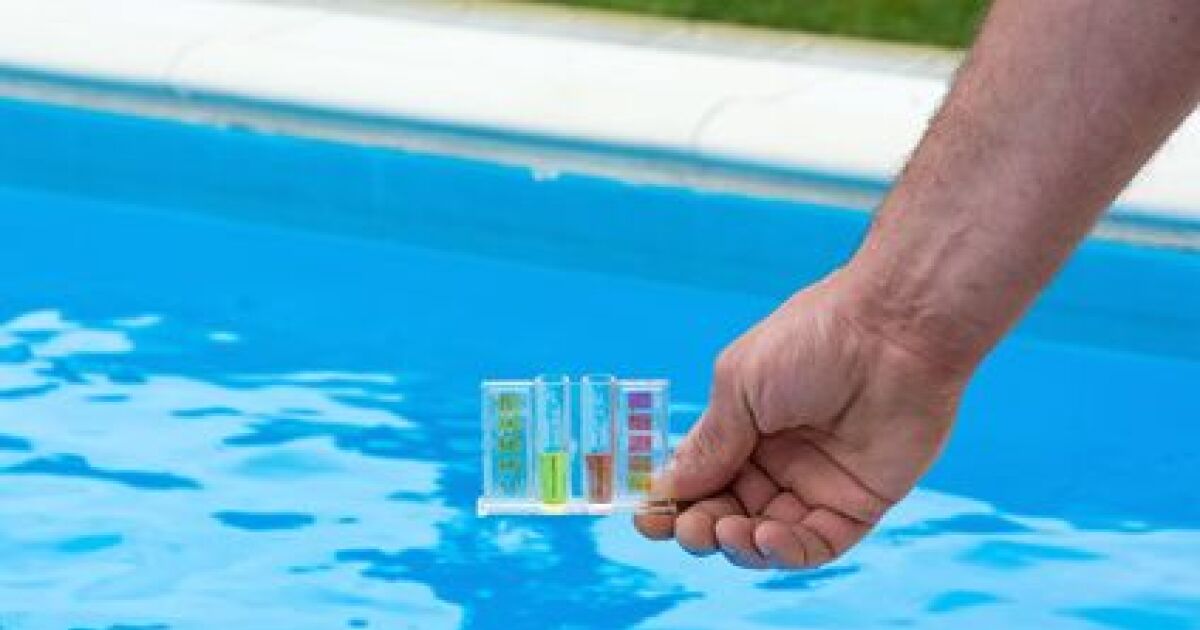 Mesure et dosage du chlore dans une piscine — free download