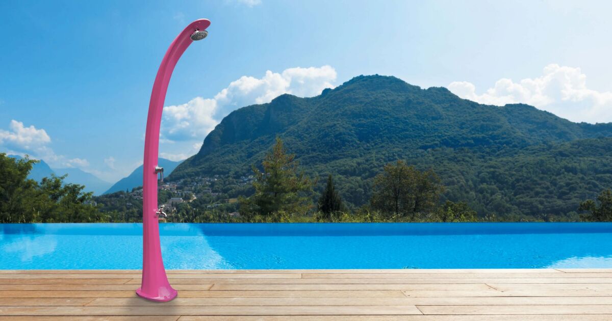 Poolstar Zoom sur les douches de piscine Formidra