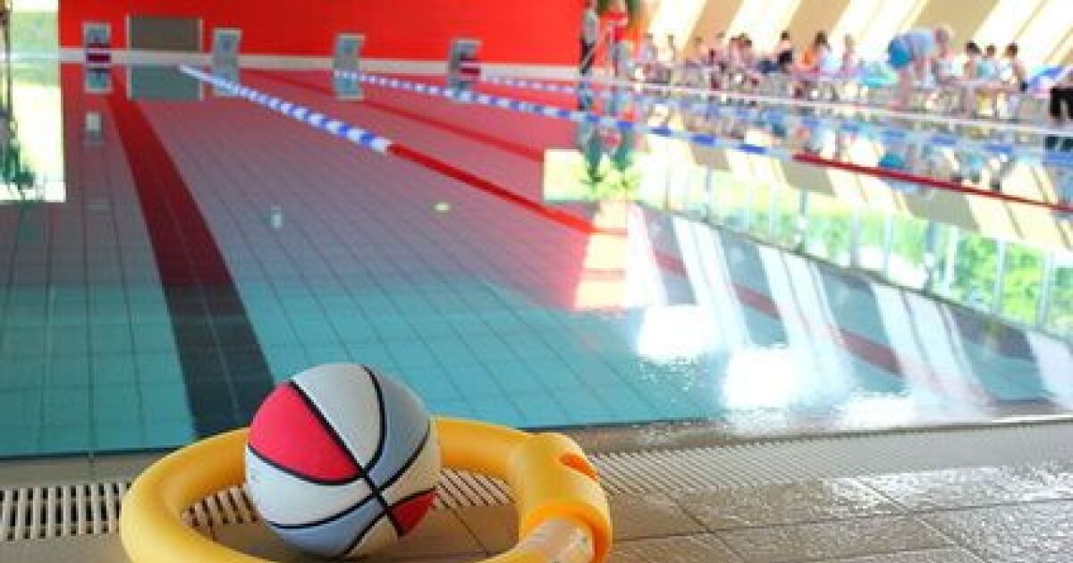 Mon enfant refuse d’aller à la piscine avec l’école, que faire