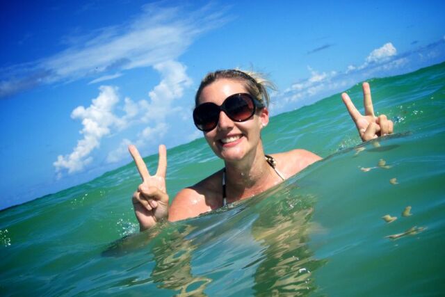 Nager A La Mer Les Precautions Guide Piscine Fr