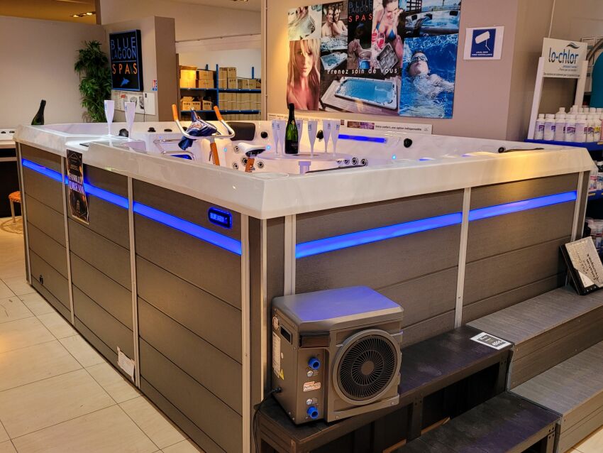 Nouveauté 2022 Blue Lagoon Spas : modèle de spa FAMILY DREAM&nbsp;&nbsp;