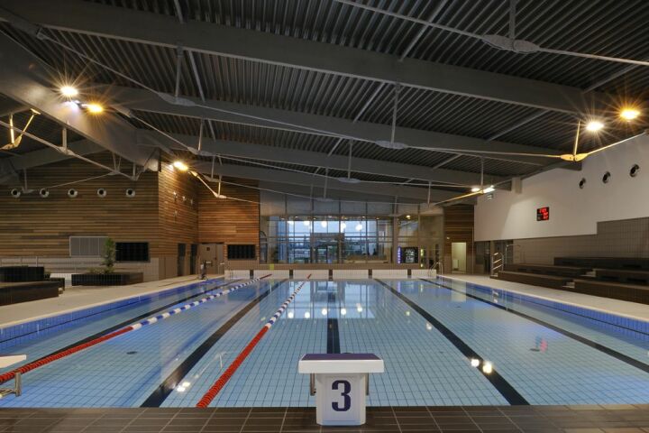 Le bassin sportif de la piscine Aquabresse à Louhans Le bassin sportif de la piscine Aquabresse à Louhans