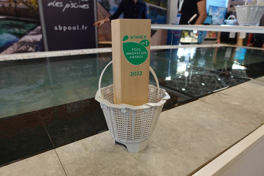 Panier de skimmer universel ISI-SKIM, lauréat des Pool Innovation Awards au Salon Piscine Global Europe de Lyon en 2022&nbsp;&nbsp;