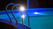 Peinture ou teinture pour margelles de piscine
