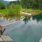 Peut-on chauffer l’eau d’une piscine naturelle ? 