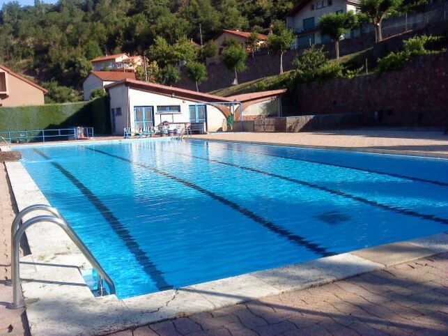 Piscine à Belmont sur Rance Piscine à Belmont sur Rance