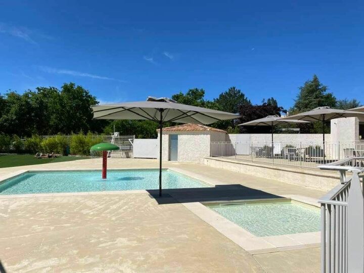 Piscine à Cereste Piscine à Cereste