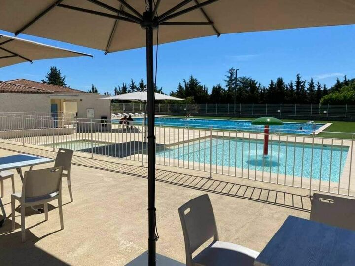 Piscine à Cereste Piscine à Cereste