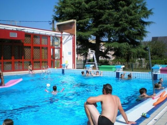 Piscine à Gorron