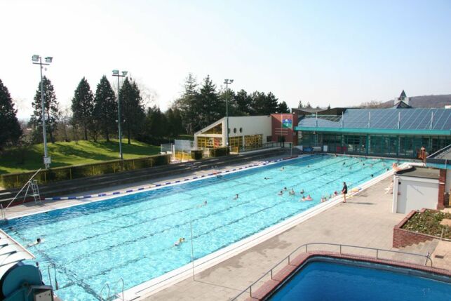 La piscine de plein air à Gravenchon