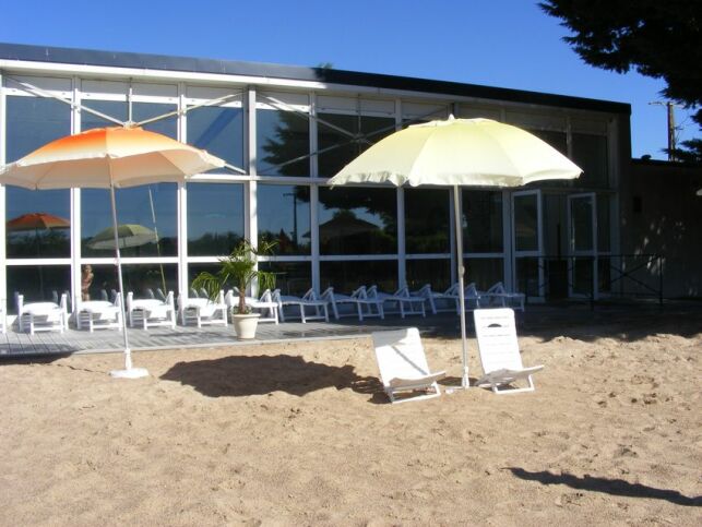 Piscine à Patay : en été, on se croirait à la plage !