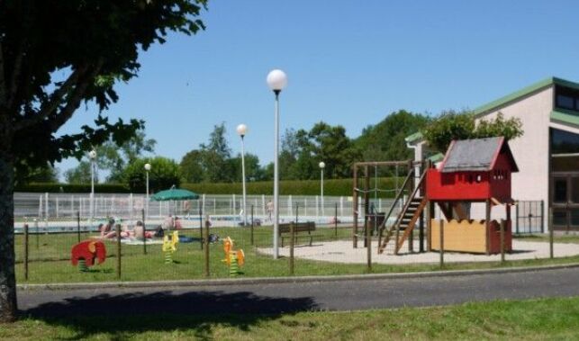 Piscine à Pleaux Piscine à Pleaux