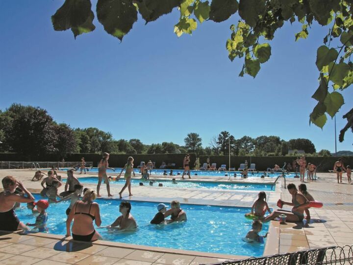 Piscine à Saignes Piscine à Saignes