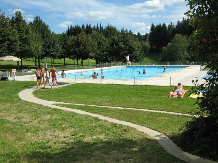 Piscine à St Martial de Gimel Piscine à St Martial de Gimel