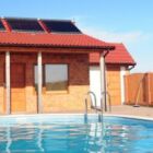 Une piscine à l’énergie solaire : fonctionnement