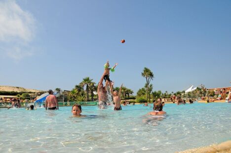Jeu piscine adulte Jeu piscine adulte