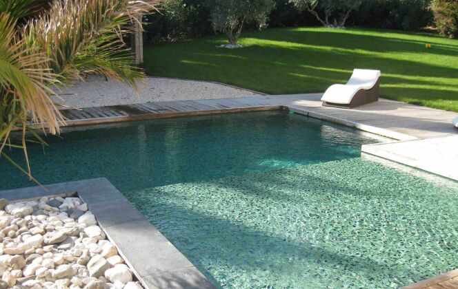 Les plus belles piscines avec de la mosaïque - Piscine en mosaïque verte