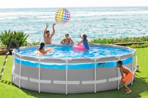 Piscine Clear Window : une innovation d’Intex