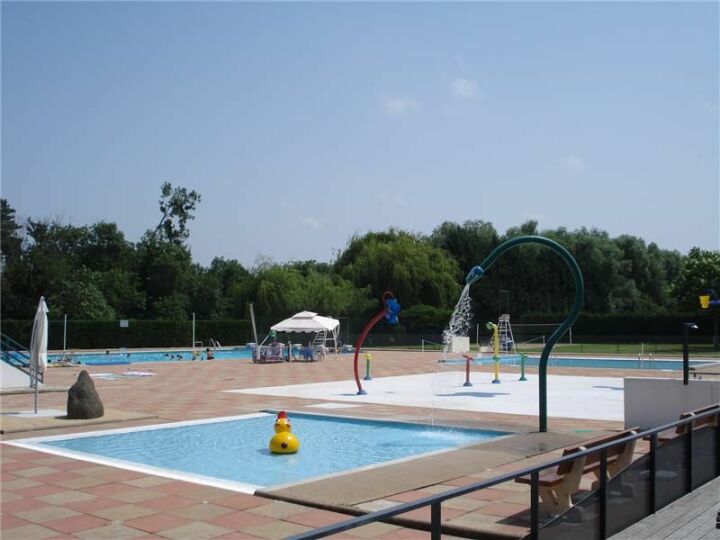 Piscine de la Moutte à Saint Pourçain sur Sioule Piscine de la Moutte à Saint Pourçain sur Sioule