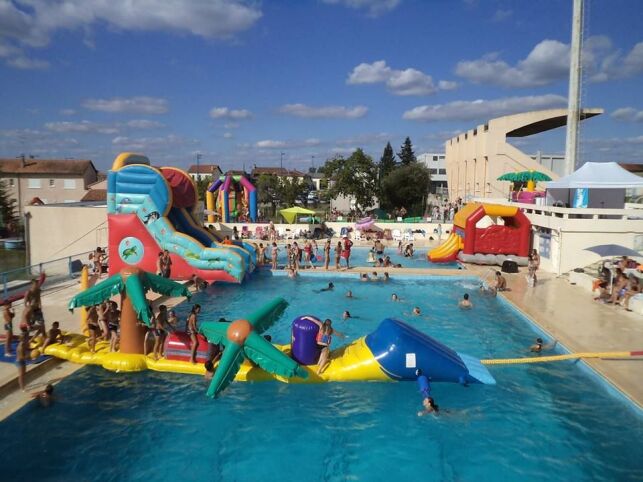 Piscine de La Roche-Chalais Piscine de La Roche-Chalais