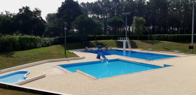 Piscine de plein air à Sore