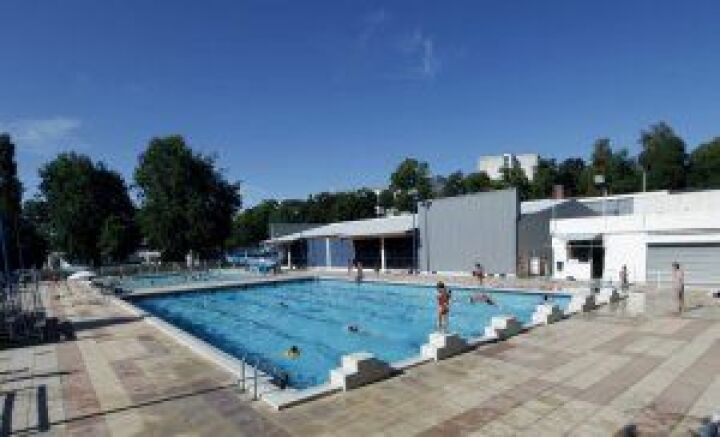 Piscine de Pons Piscine de Pons