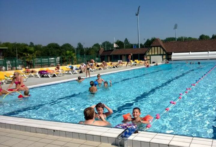 Piscine des tennis à Le Touquet-Paris-Plage Piscine des tennis à Le Touquet-Paris-Plage