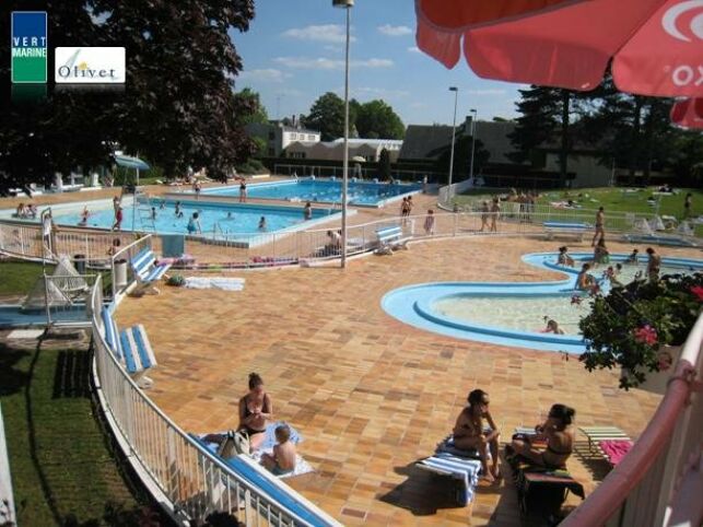 La piscine d'été à Olivet