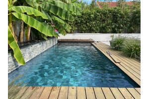 Piscine effet carrelage de Bali