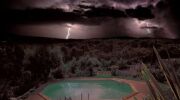 Piscine et tempête