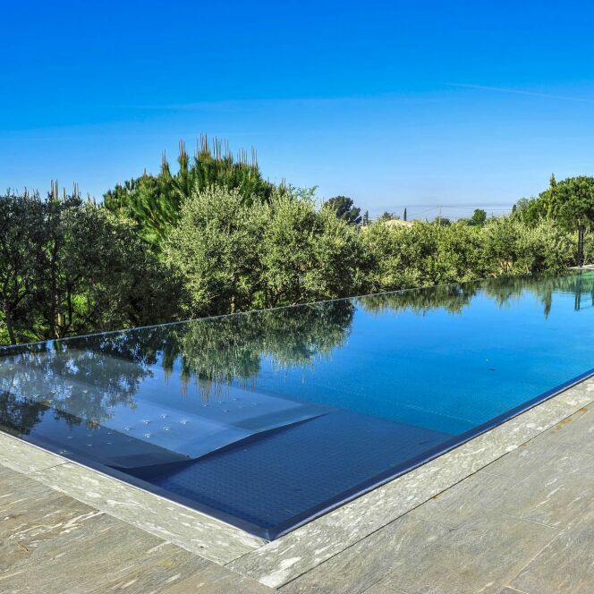 Piscine miroir Steel and Style © Steel and Style