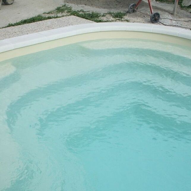 Piscine modèle Genève, par arion Piscines Polyester