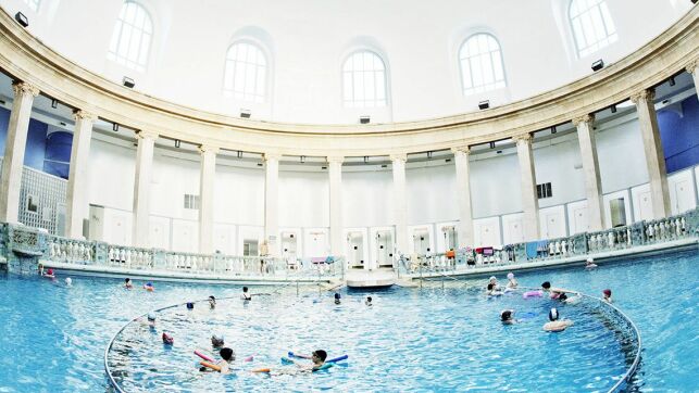 Piscine Ronde Thermal à Nancy