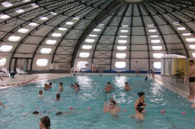 La piscine tournesol : une piscine publique seventies