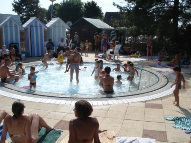 La pataugeoire pour les enfants à la piscine Vauban à Saintt Memmie