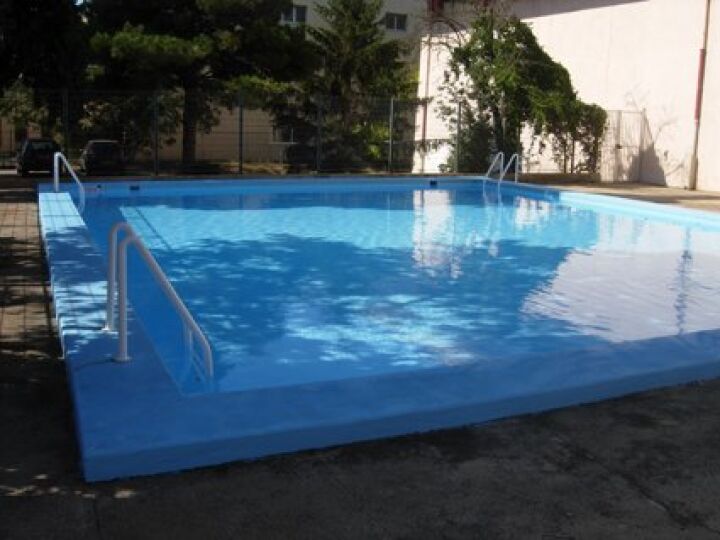 Piscine Bois Luzy à Marseille - fermée Piscine Bois Luzy à Marseille - fermée