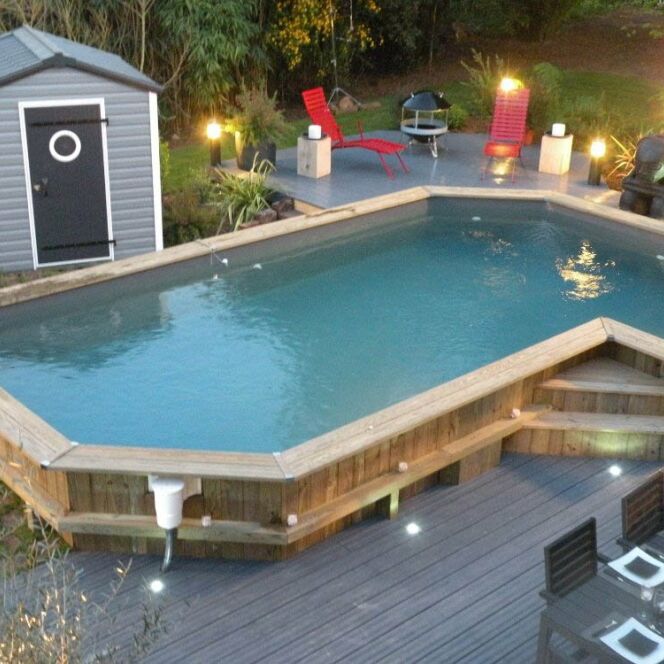 Piscine hors sol en bois Bluewood réalisée pour l'émission D&CO sur M6 © Bluewood