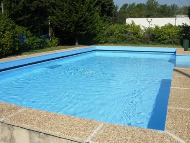 Piscine la Valentine à Marseille Piscine la Valentine à Marseille