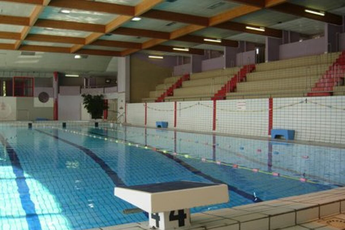 Piscine Vallier A Marseille Horaires Tarifs Et Telephone Guide Piscine Fr