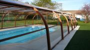 Pose d’un abri de piscine haut