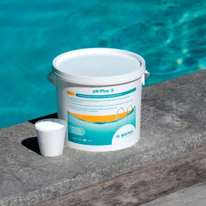 La poudre pH plus par Bayrol vous permet d'augmenter le PH de votre piscine © Bayrol