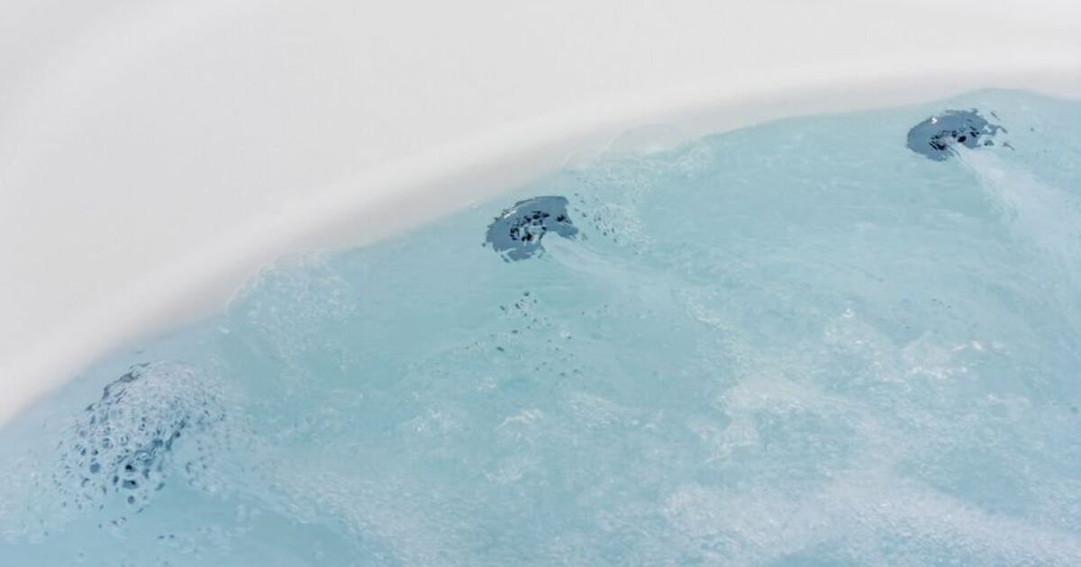 Prix d'un jacuzzi combien ça coûte ? Tarifs 2020 GuidePiscine.fr
