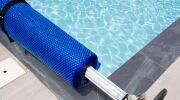 Prix d'une couverture de piscine : tarifs 2026
