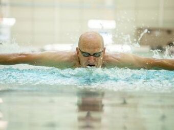 Programme de natation pour seniors