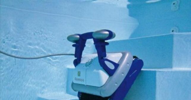 Quel robot pour piscine avec escalier ?