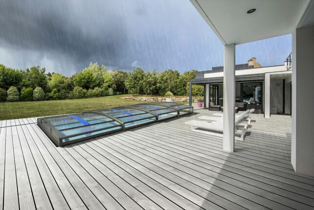Rain Collect, le premier abri de piscine collecteur d'eau de pluie par Abridéal