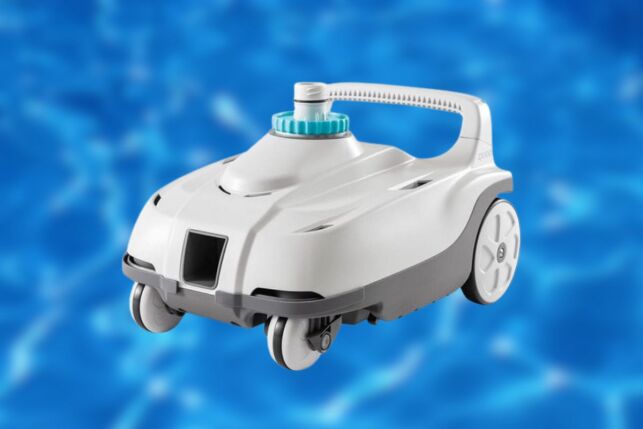 Révolutionnez votre façon de nettoyer la piscine avec ce robot de piscine à moins de 100€ !