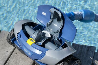 Robot de piscine d’occasion : acheter son robot moins cher