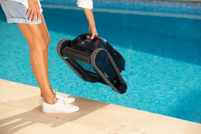 Robots de piscine Dolphin LIBERTY par Maytronics : des robots faciles d'utilisation et pratiques 
