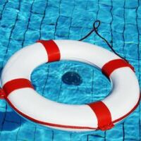Sécurité à la piscine : les objets anti-noyade